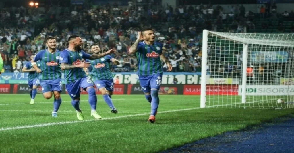 Süper Lig: Çaykur Rizespor: 2 - Demir Grup Sivasspor: 1 (Maç Sonucu)