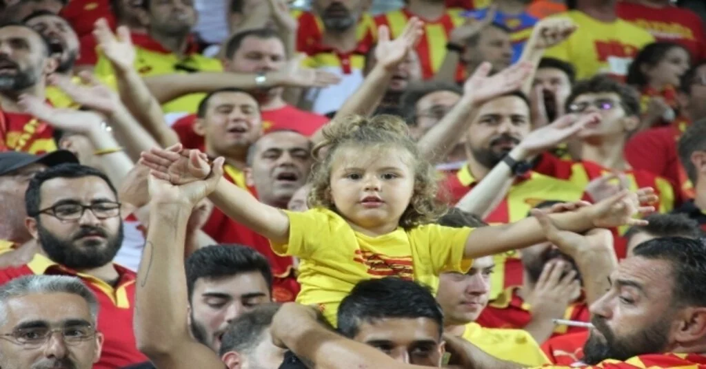 Süper Lig: Göztepe: 0 - Antalyaspor: 1 (İlk Yarı)