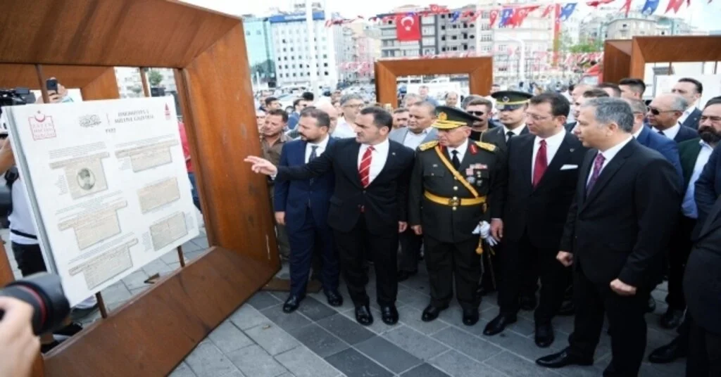 Taksim Meydanında Zafer Haftası Sergisi Açıldı