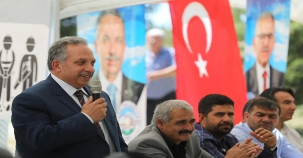 Talastan Mengüceke Hizmet Çıkarması
