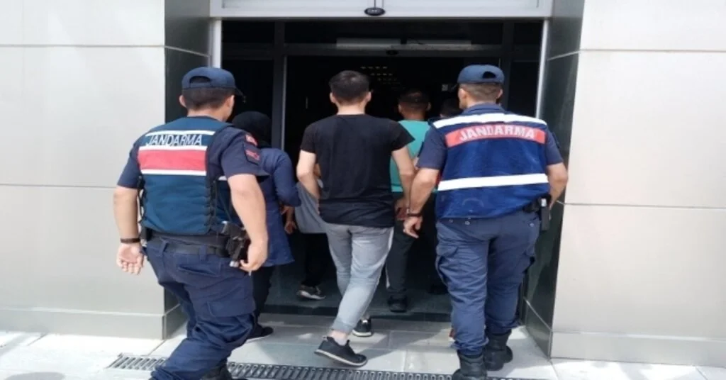 Tekirdağda 24 Kaçak Göçmen Yakalandı