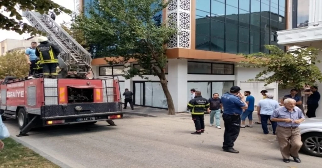 Tekirdağda Korkutan Yangın