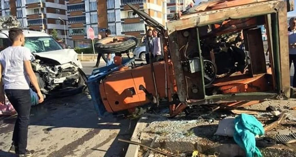 Tokat'ta kaza: 9 yaralı 