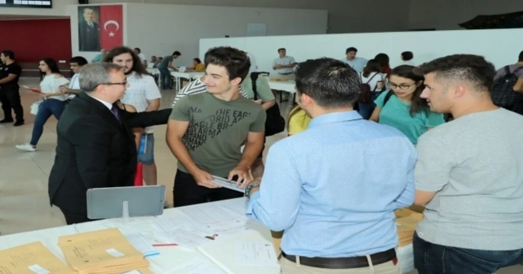 Trakya Üniversitesinde Yeni Öğrenci Kayıtları Devam Ediyor
