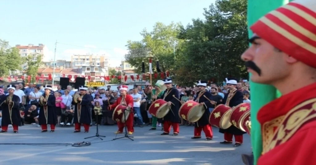 Tsk Mehteran Birliği Zafer Meydanında Konser Verdi