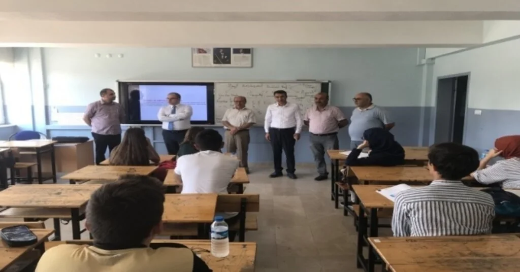 Turhalda 295 Öğrenciye Yks Kursu