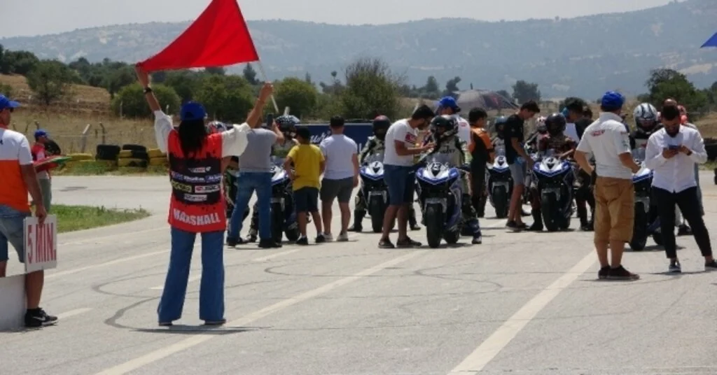 Türkiye Süpermoto Şampiyonası Uşakta Yapıldı