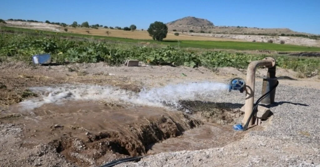 Uçhisarda Yeni Açılan Su Kuyusu Şebeke Hattına Bağlandı