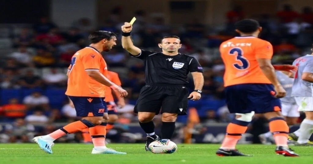 Uefa Şampiyonlar Ligi: Medipol Başakşehir: 0 - Olympiakos: 0 (İlk Yarı)