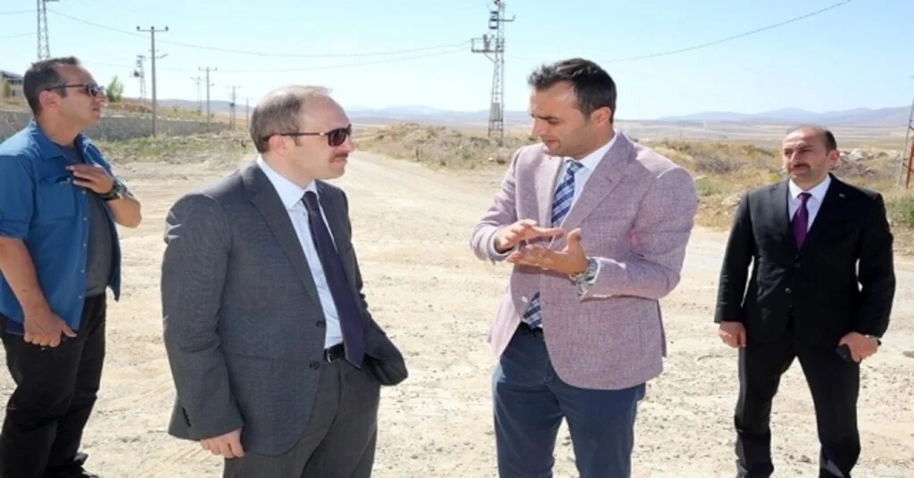 Vali Cüneyt Epcim Osbde İncelemede Bulundu