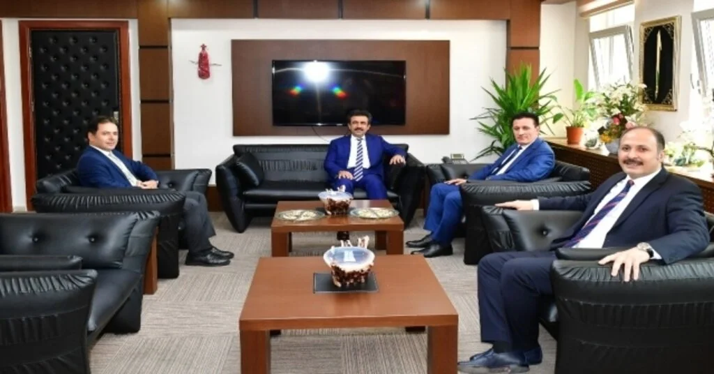Vali Güzeloğlundan Diyarbakır Cumhuriyet Başsavcısı Yavuza Ziyaret