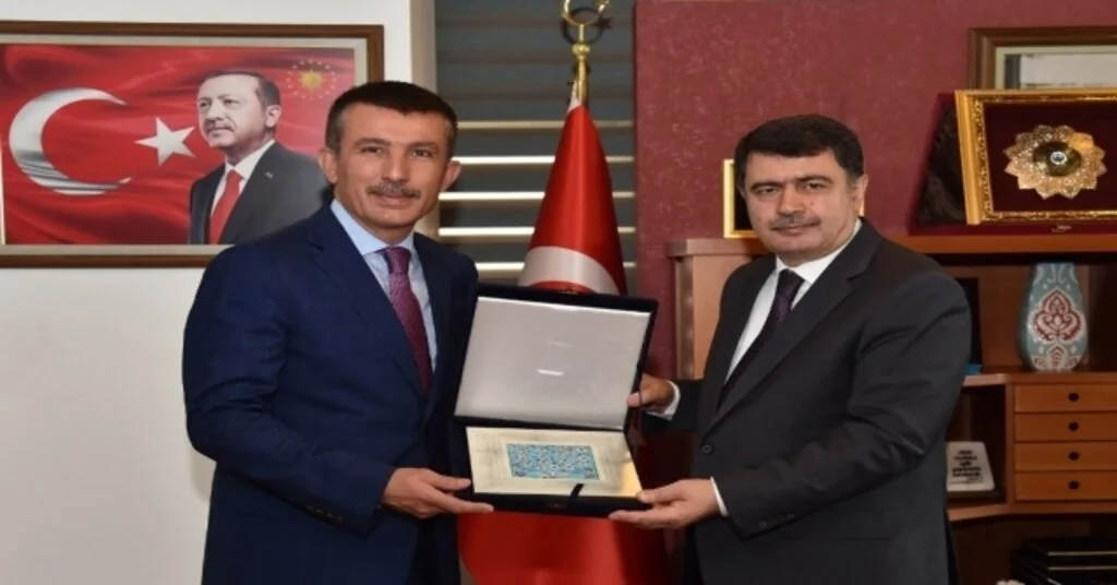 Vali Şahinden Başkan Balcıya Ziyaret