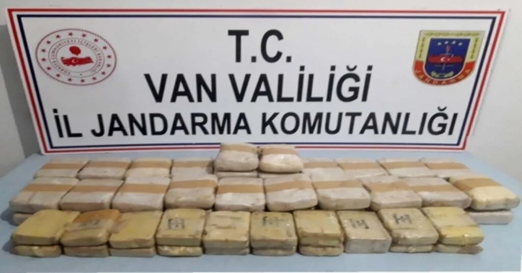 Vanda 30 Kilogram Eroin Ele Geçirildi