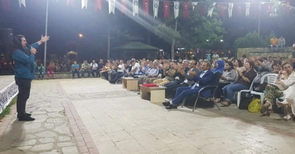 Vezirköprüde Müzik Ve Şiir Şöleni