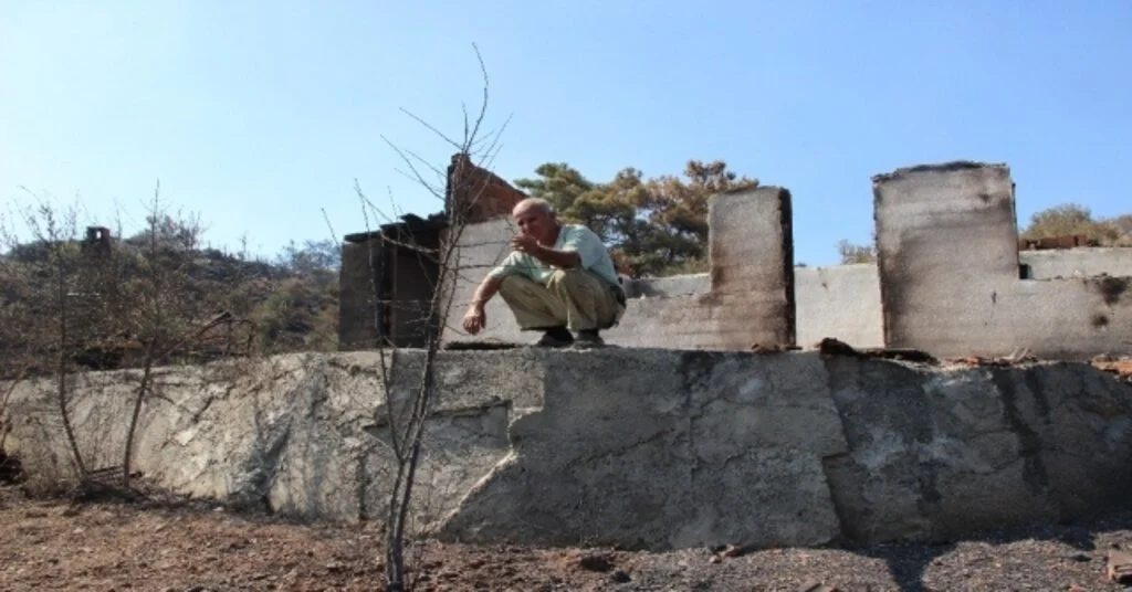 Yangın, 20 Yıllık Emeğini 20 Dakikada Kül Etti