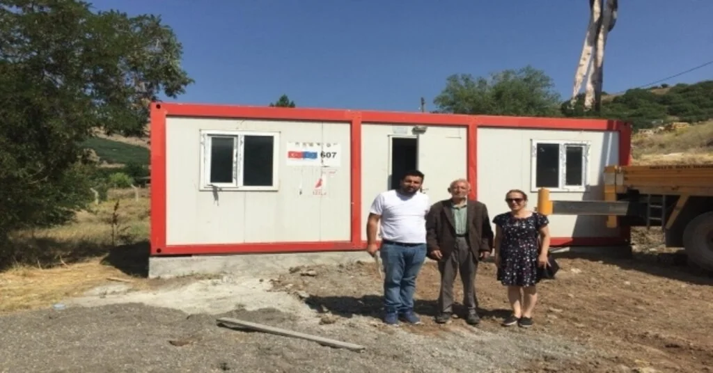 Yaşlı Adam, Konteyner Eve Kavuştu