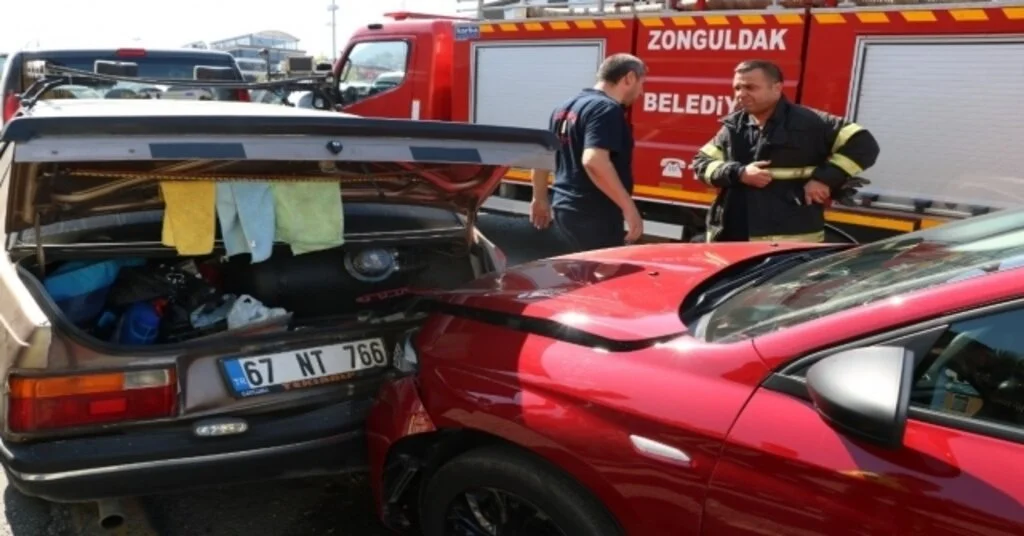 Zonguldakta Zincirleme Trafik Kazası