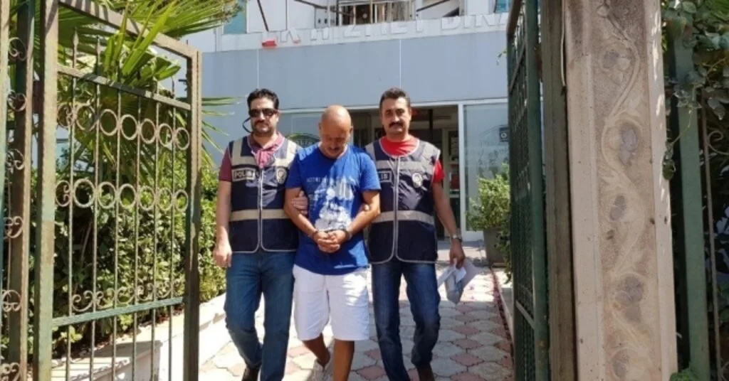 16 Yıldır Aranıyordu Antalyada Yakalandı