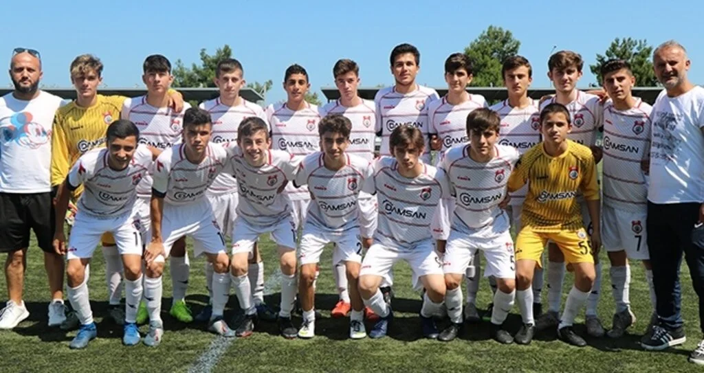 1930 BAFRASPOR ZİRVEYİ BIRAKMADI
