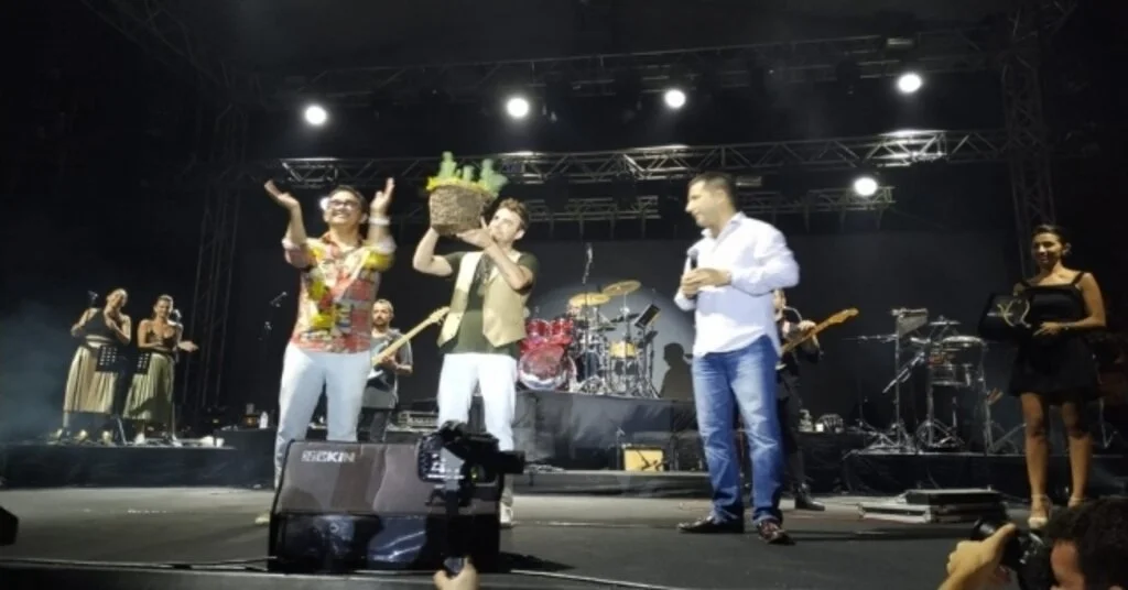 22. Altın Güvercinde Meydan Konserleri Başladı