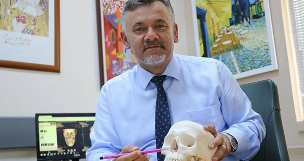29 yıl sonra 'çene' sağlığına kavuştu