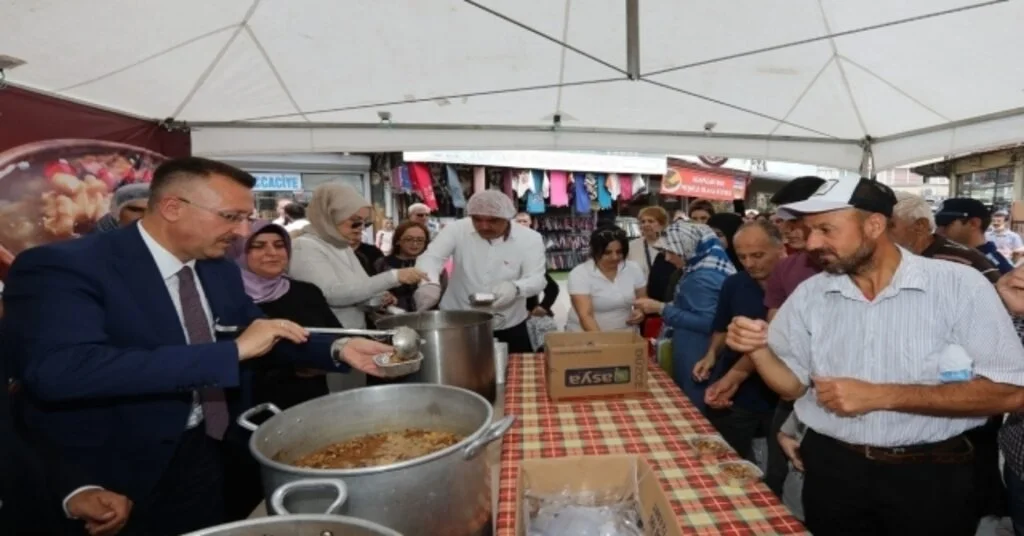 Adapazarı Belediyesinden Aşure Etkinliği