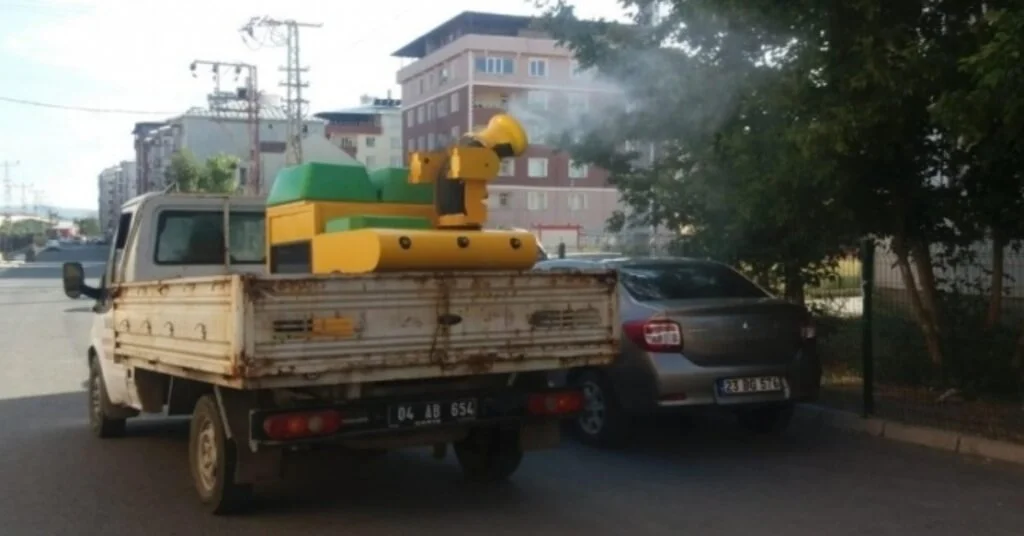 Ağrı Belediyesi İlaçlama Çalışmaları