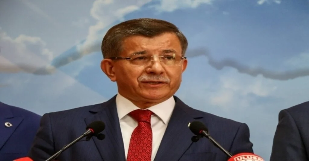 Ahmet Davutoğlu, Ak Partiden İstifasını Açıkladı, Yeni Siyasi Parti Sinyali Verdi