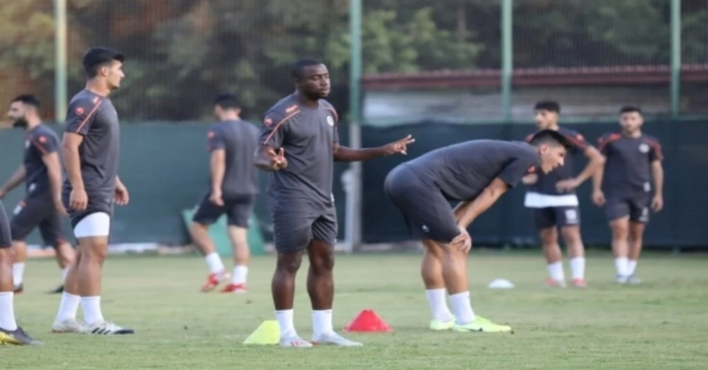 Alanyasporda Fenerbahçe Maçı Hazırlıkları Sürüyor