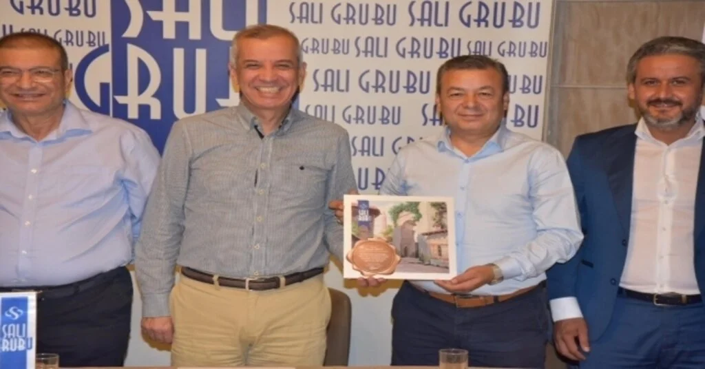 Antalya Tarım Ve Orman İl Müdürü Mustafa Özen:  Altın Portakal Festivali Neden Expoda Yapılmıyor.
