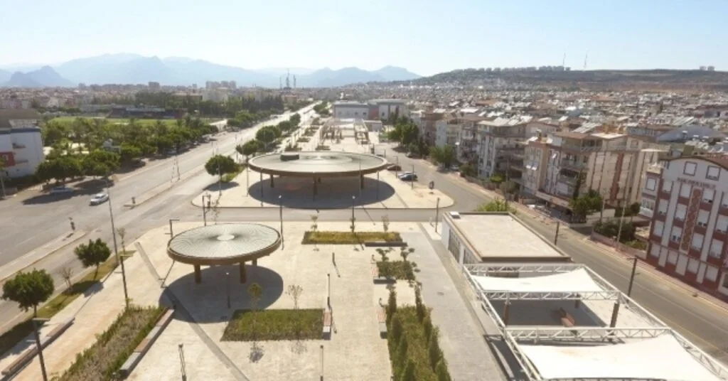 Antalyanın En Büyük Meydanı Kepezde Açıldı