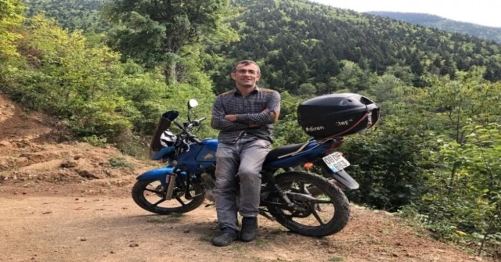 Artvinde Şehre İnen Domuzlar Motosiklete Çarptı O Anlar Cep Telefonuyla Görüntülendi