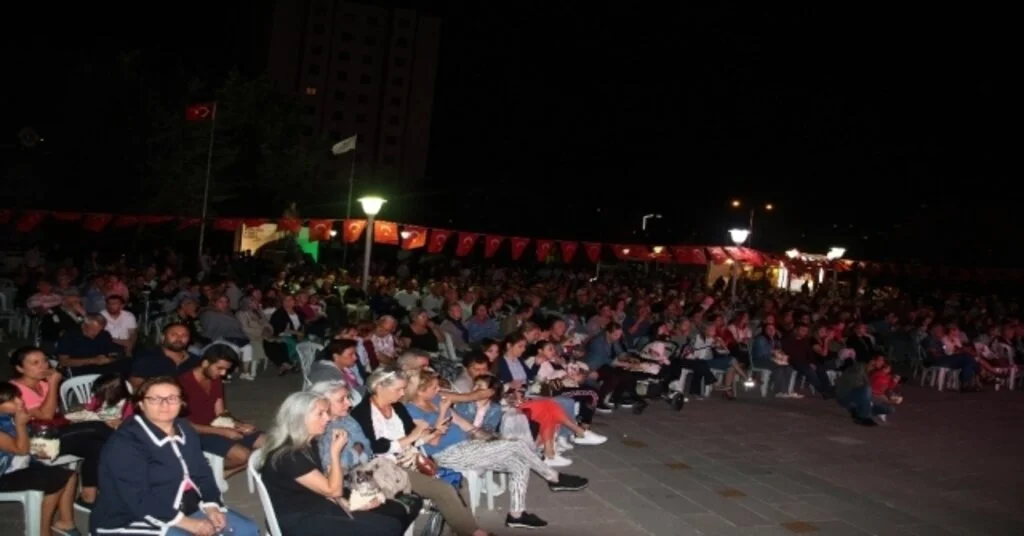 Ataparkta Film Müzikleri Keyfi