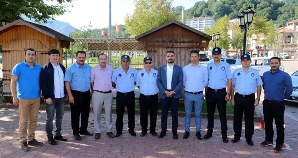 Ayvacık'ta ekipler sahada