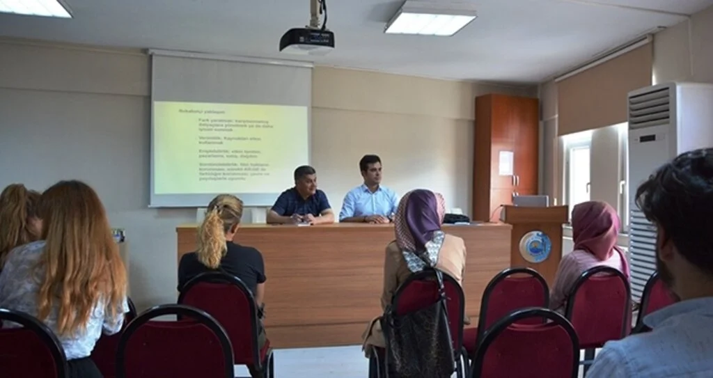 Bafralı gençlere girişimcilik eğitimi
