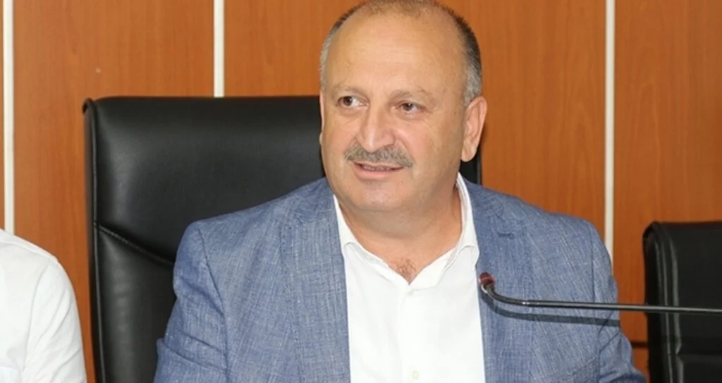 'Bahçe atıkları kanalları kapatıyor'