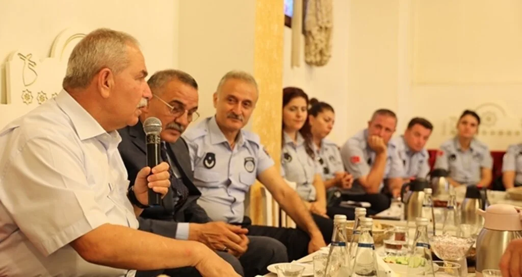 Başkan Demirtaş Zabıta Haftası'nı Personeli İle Kutladı