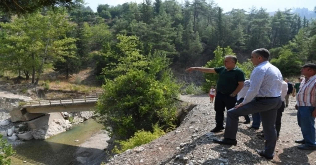 Başkan Esen, Köprü Sorununu Çözüyor