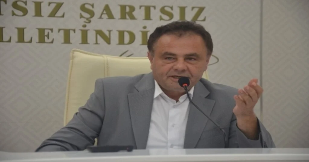 Başkan Şahin, Kaftancıoğluna Verilen Cezayı Eleştirdi