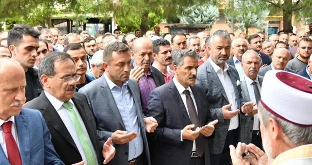 Başkan Uzun’un acı günü