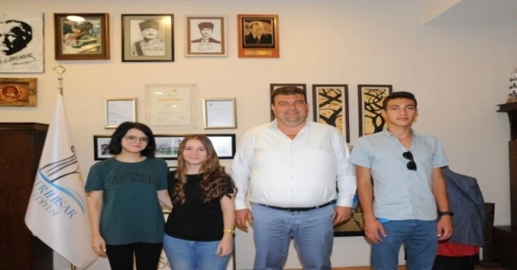Başkan Yetişkinden Gençlere Samos Ödülü
