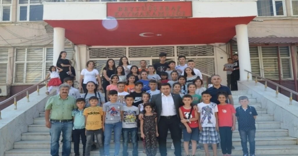 Beytüşşebaplı Öğrenciler Sivası Gezdi