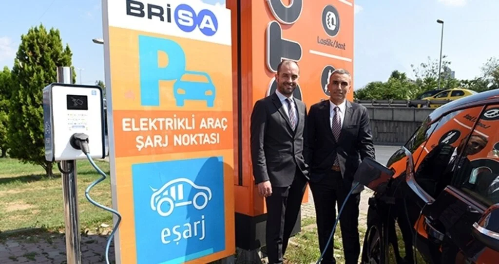 Brisa ve E-Şarj, Elektrikli Araçların Şarj İstasyonu İhtiyacına Çözüm Sunuyor