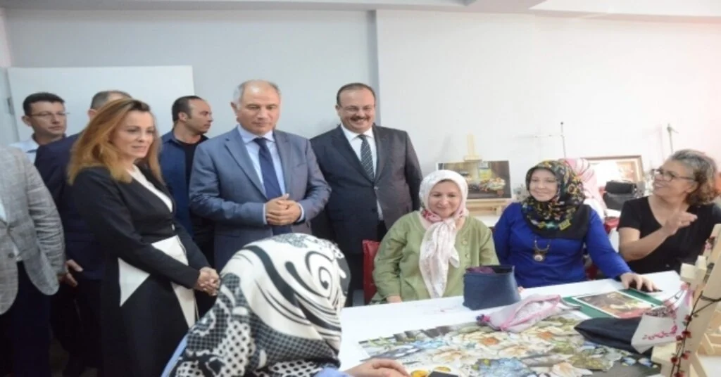 Bursada 5 Bin Kadın Ve Genç Bu Merkezde Meslek Eğitimi Alacak