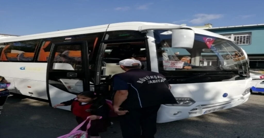 Büyükşehirden Öğrenci Servislerine Denetim