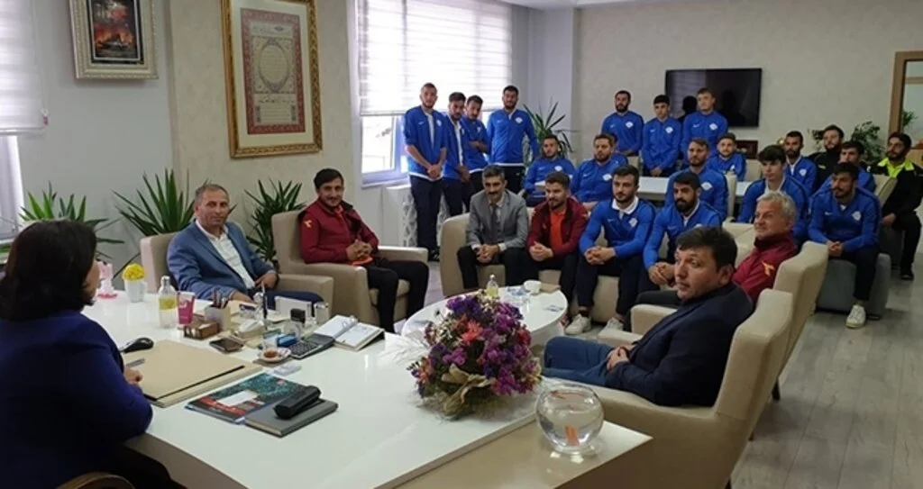 Derbi Öncesi Ziyaret