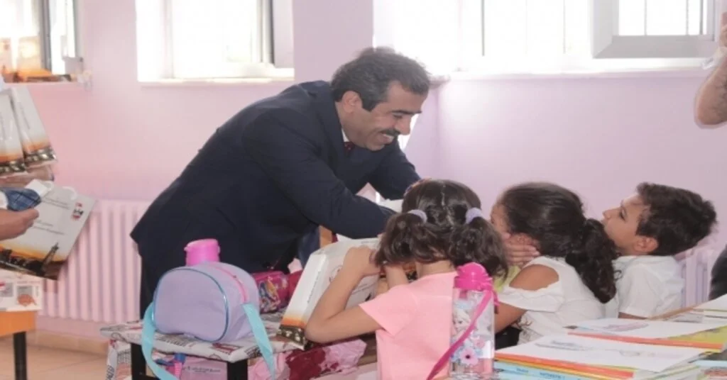 Diyarbakırda 506 Bin Öğrenci Ders Başı Yaptı