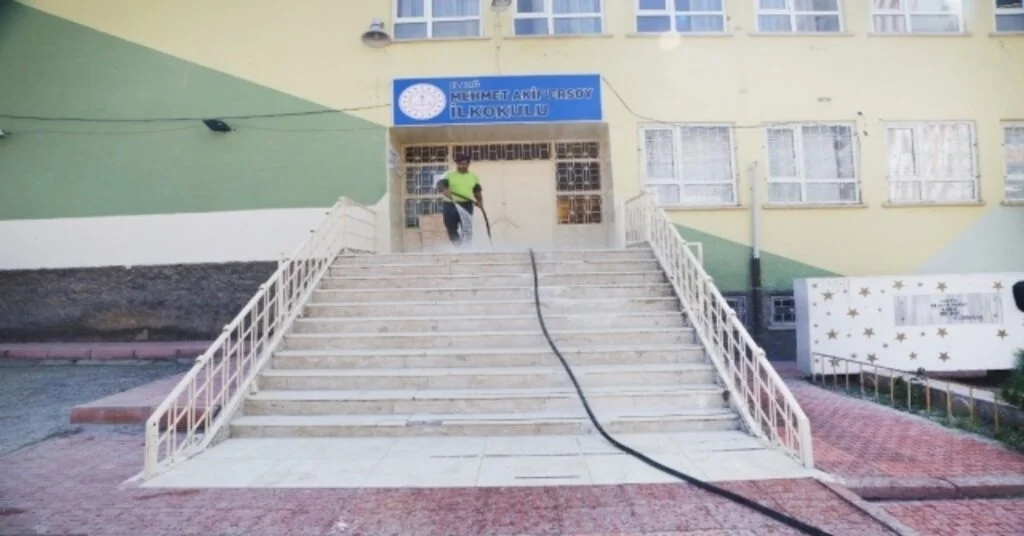 Elazığda  Okullarda Temizlik Çalışması