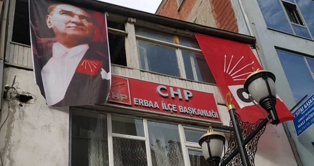 Erbaa'da CHP yönetimi alındı