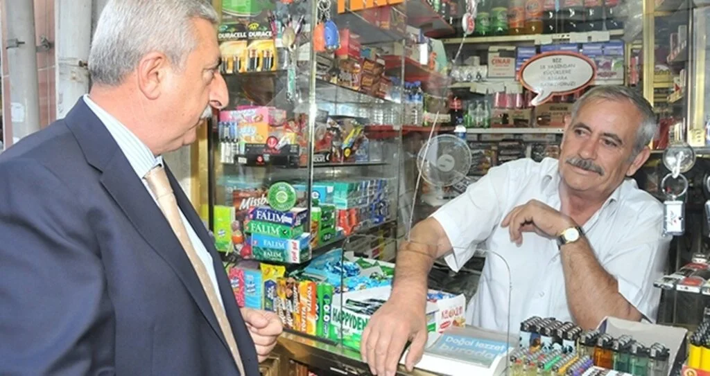 'Esnafın sigorta primi yüzde 50 düşürülmeli'